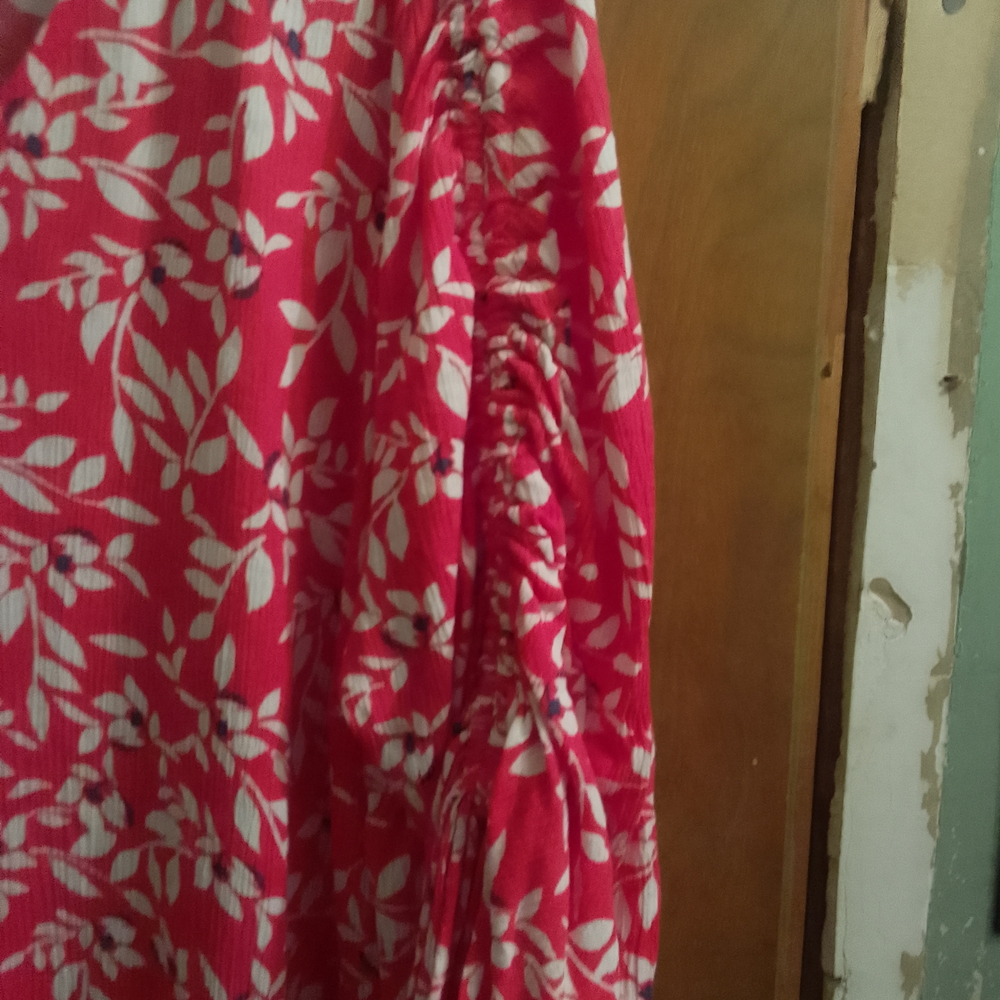 Lane Bryant Pink Floral 3/4 Sleeves  Women's Top Fit & Flare Size 16 (21" X 28") - Picture 6 of 8